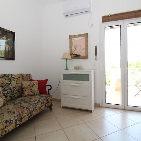 Laconian Collection Mavrovouni Beach House Gytheio Exterior foto