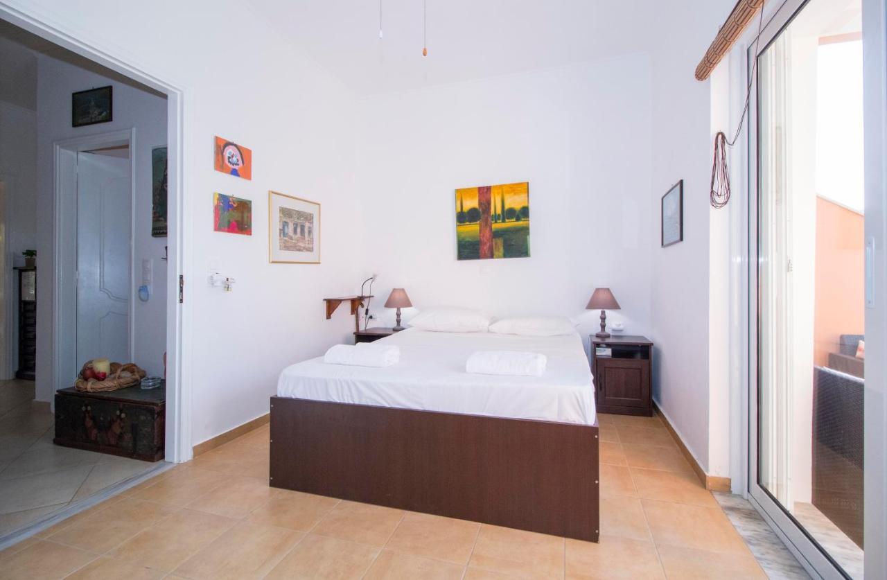 Laconian Collection Mavrovouni Beach House Gytheio Exterior foto
