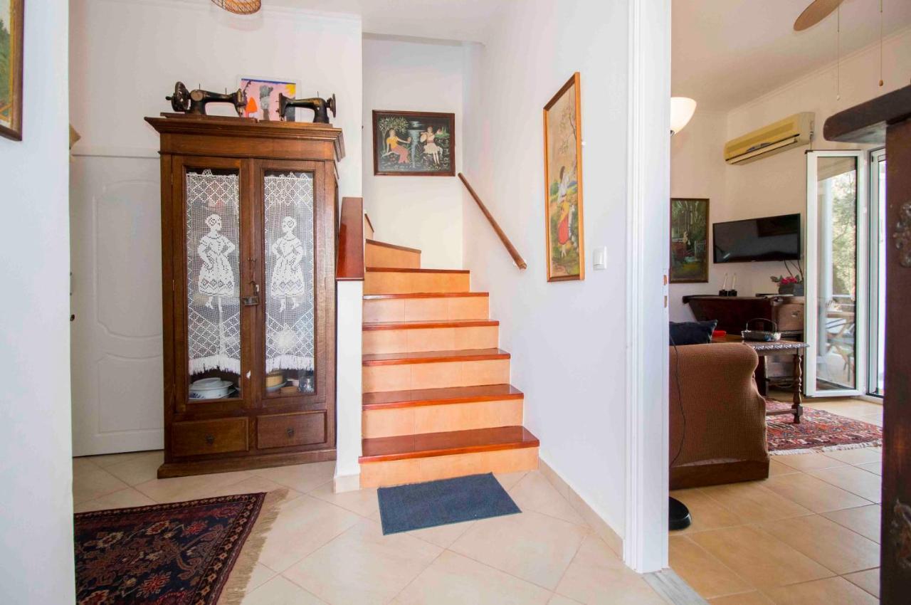Laconian Collection Mavrovouni Beach House Gytheio Exterior foto