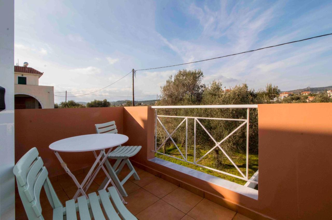Laconian Collection Mavrovouni Beach House Gytheio Exterior foto